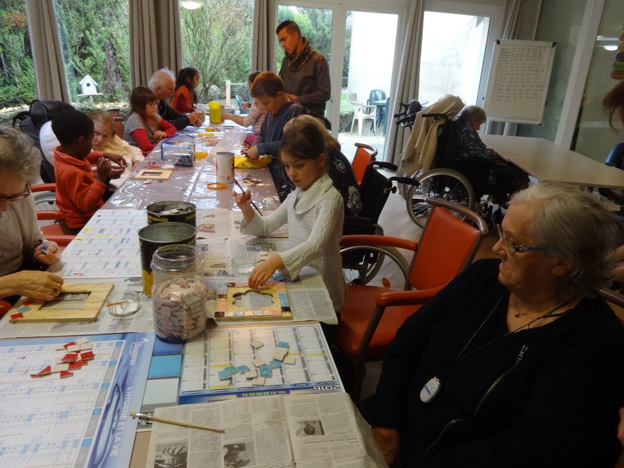 mosaique enfants du centre Souppes nov 2016 002