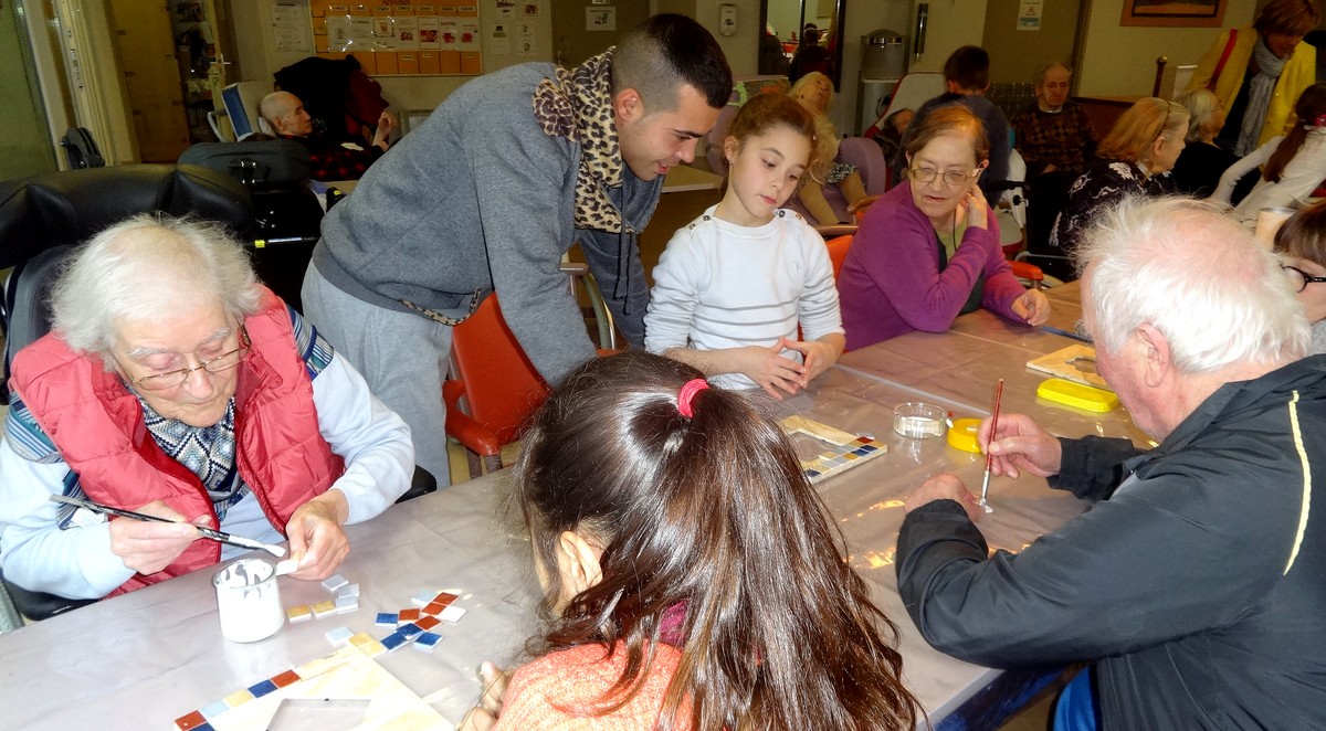 Mosaique enfants du centre souppes nov 2016 001